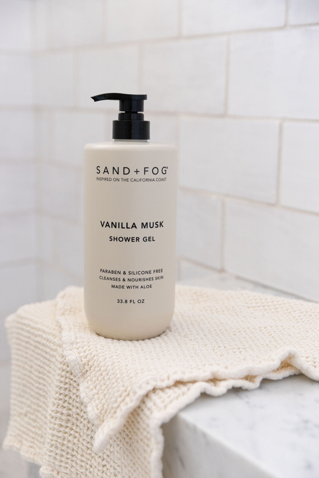 Premium Vanilla Musk 33.8 oz oz Body Wash