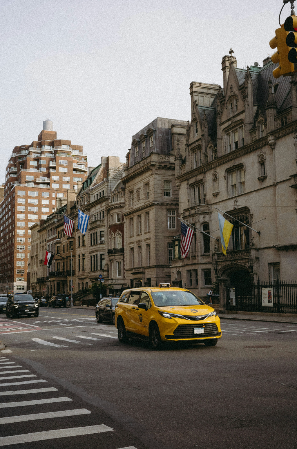 Luxurious Upper East Side 50 ml Perfume Oil Dropper