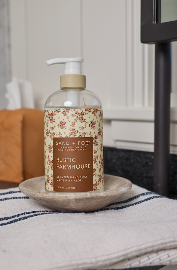 Gentle Rustic Farmhouse 20 oz Liquid Hand Soap