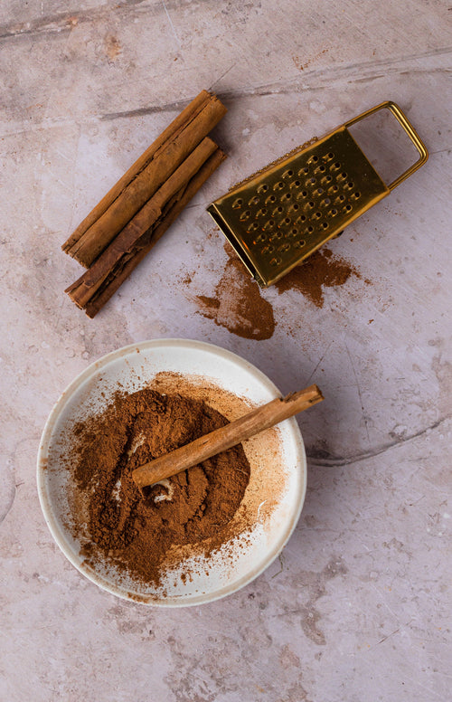 Cinnamon Vanilla 12 oz scented candle